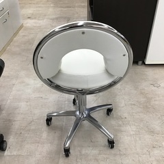 ◇ドリーム尼崎1号館◇丸型キャスターチェア　WHの画像