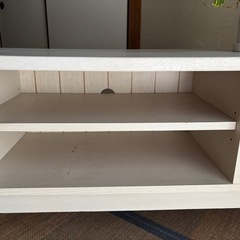 テレビボードの画像