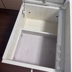 ドレッサーテーブルの画像