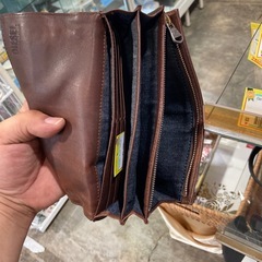 DIESEL 長財布　チョコレートスタッズの画像