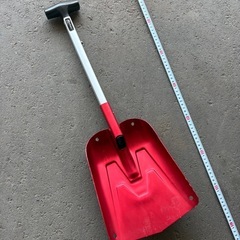 スノーモービル スコップの画像