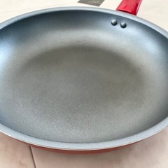 調理器具 3点セット まとめ売り フライパン2点 マイヤージャパン スターシェフ2 28cm 赤いフライパン 26cm フライパンのフタ 24~26cmの画像