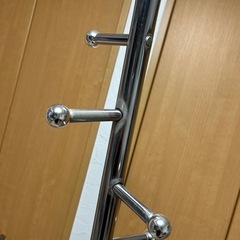 【受付終了】【無料】ハンガーポール／コートハンガーの画像