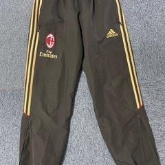 ACミラン adidas セットアップ 黒/ゴールドの画像