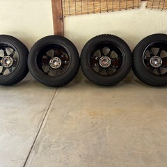 185/60R15 スタッドレスタイヤ、アルミホイールセットの画像