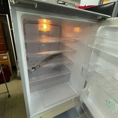 リサイクルショップどりーむ荒田店　No4600 冷蔵庫　３ドア　シャープ　２０１５年製　３５０L　便利な両開き♪の画像