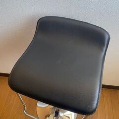 カウンタ－イス　椅子  黒の画像