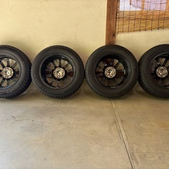 205/60R16 スタッドレスタイヤ、アルミホイールセットの画像