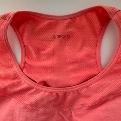 GU sports ウェア トップスの画像