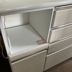 ニトリ　食器棚 キッチンボードカウンターの画像