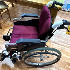 【お譲り先決定】自走式車椅子（ケアテックジャパン/ハピネスCA-10SU）の画像