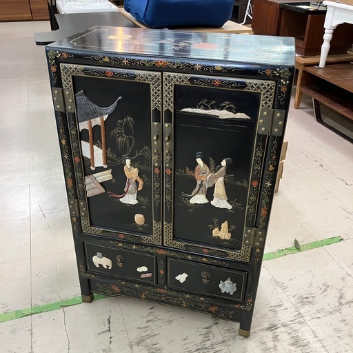 中古品　アンティーク風　中国キャビネット　公田店