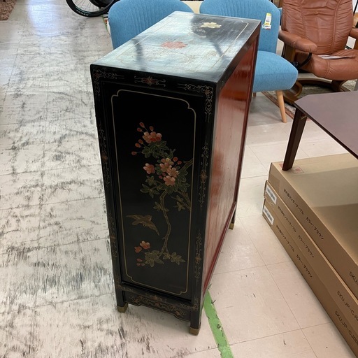 中古品　アンティーク風　中国キャビネット　公田店