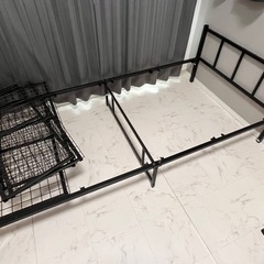 【受取者確定】ベッドフレームの画像