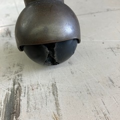 値下げしました 中古品　カリモク　コロニアルシリーズ　円卓ダイニング5点セット　キャスター難あり　公田店の画像