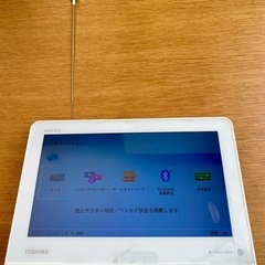 東芝　REGZA ポータブルテレビ の画像