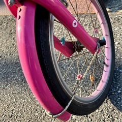 18㌅女の子自転車の画像