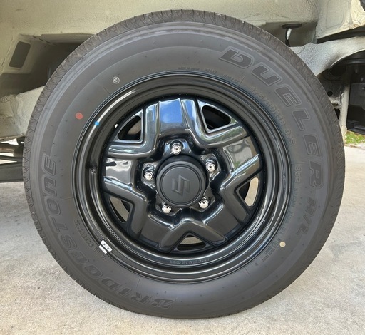 ジムニー　タイヤ（4本）