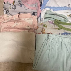 UNIQLO Lee  H&M他 キッズパジャマ＆ロンT100～130 センチ14点の画像