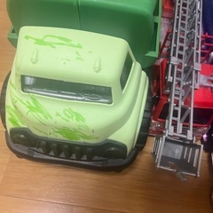おもちゃ　乗り物の画像