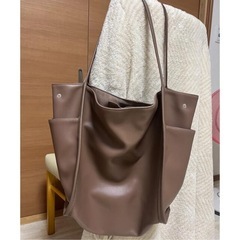 AZUL by moussy ビッグトートの画像
