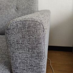 【決まりました】脚付きグレーソファベッドの画像