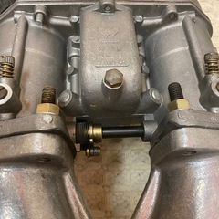 ウェーバー４８ＩＤＡキャブレターの画像