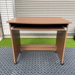 パソコンデスク　机　作業台　台　ニトリ
