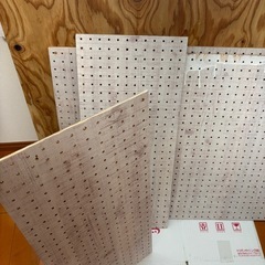 木材　DIY OBS板　有孔ボード　2×4  1×4 多数 　の画像