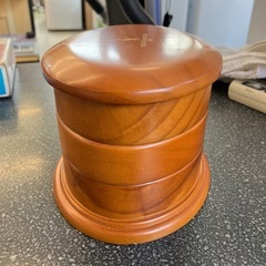M2509-204 SILVIO VALENTINO 楕円形 小物入れ わアクセサリー ジュエリー ケース ソーイング ボックス 木目調 キズ汚れ有りの画像