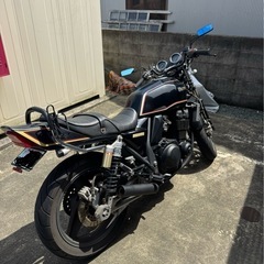 カワサキ ZRX400の画像