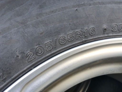 スタッドレスVRX2 16インチ205/65R/16ホイル付き