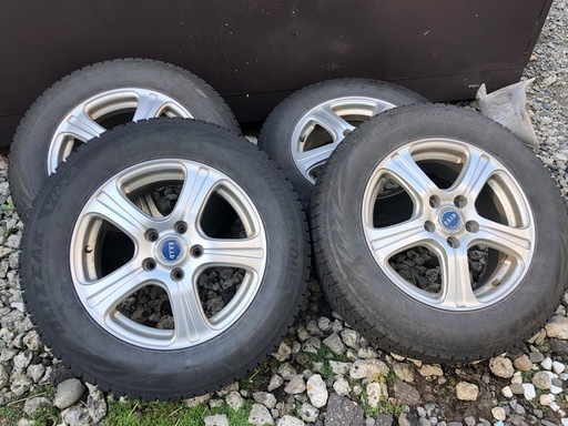 スタッドレスVRX2 16インチ205/65R/16ホイル付き