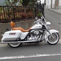 ハーレーダビッドソン　ロードキング　FLHRの画像