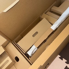 ダイソンの空き箱　スタンド付きタイプ　の画像