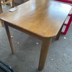 リサイクルショップどりーむ荒田店　No4604 ダイニングテーブル　二人かけサイズ　コンパクトで便利♪の画像
