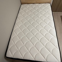 セミダブル　ベッド+マットレスの画像