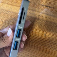 MacBookPro 13インチ2017 ハブ付きの画像