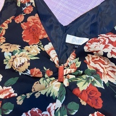 ワンピース　M  レディース50の画像