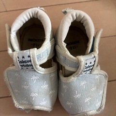 子供　靴の画像