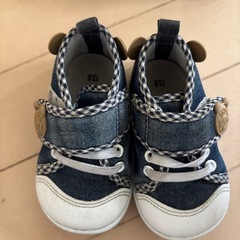 子供　靴の画像
