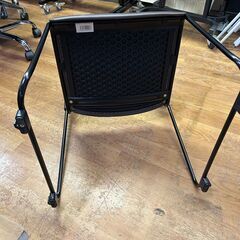 【リサイクルストアスターズ城西店】 【中古品】中央可鍛工業 MORループスタッキングチェア (ブラック脚) MO-27B-BRの画像