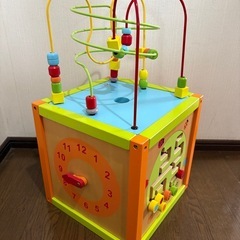こどものおもちゃ＊マルチアクティビティキューブの画像