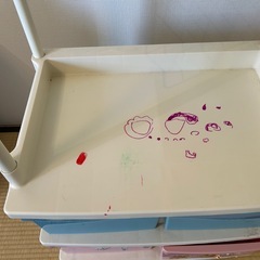 子供用　洋服ラック棚の画像
