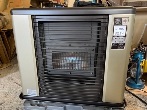 サンポットFF式ストーブ FFR‐703SX 2016年製 ゼータスイング