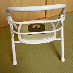 KATOJI 豆イス　カトージ　ベビーチェア　折りたたみ　コンパクトの画像