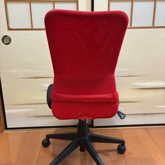 椅子　デスクチェア　コマ付き　高さ調節可能 の画像