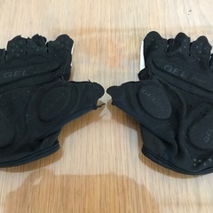 MAVIC  ハーフフィンガー　サイクルグローブ　Lサイズの画像