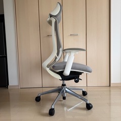 オカムラシルフィー エクストラハイバックの画像