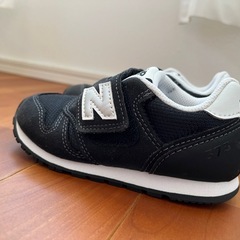 New Balance ニューバランス　子供用スニーカー　キッズ 16cmの画像